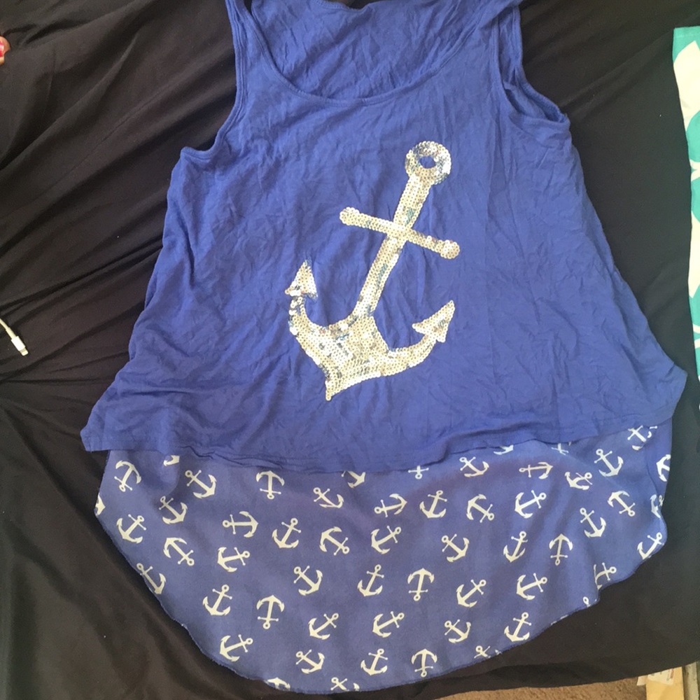 Crop top with long backing twice tank top straps
